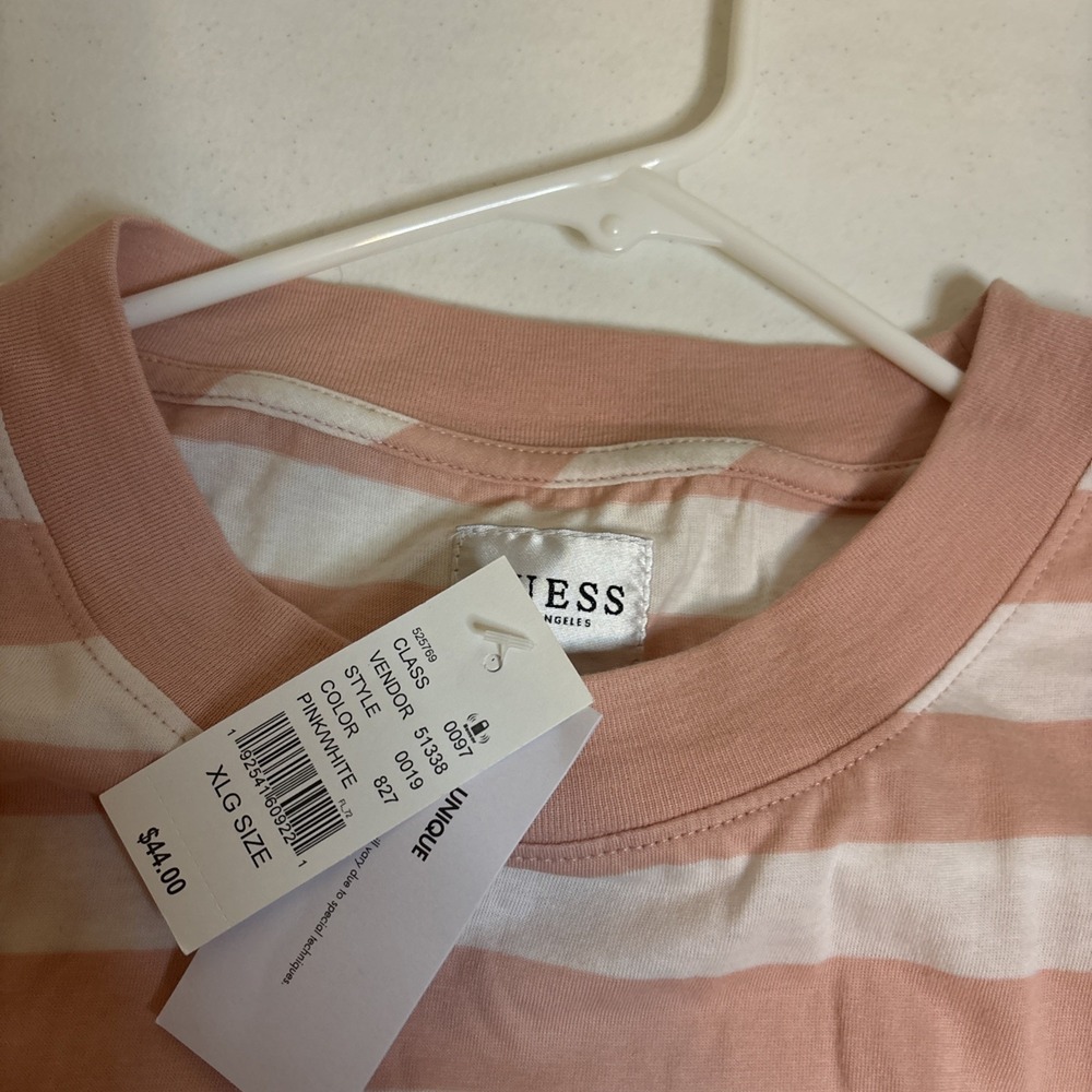 VTG‎ NEW** Guess Los Angeles Mens Pink White Stripe Short Sleeve TShirt Size xL - Picture 4 of 5